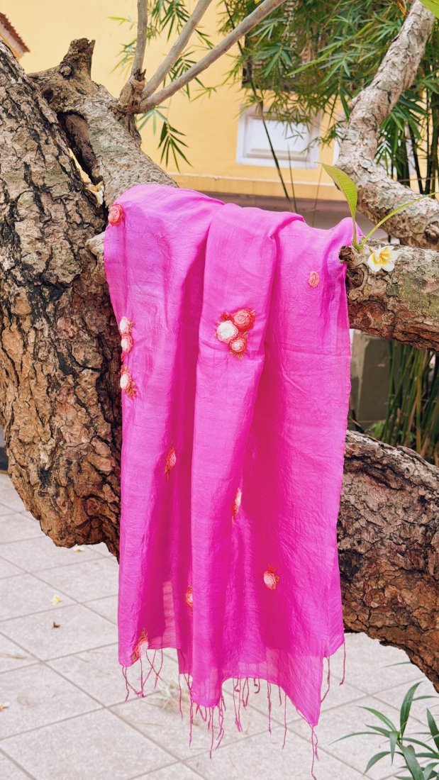 Khăn lụa đũi tơ tằm thêu tay hoa nhí - màu hồng sen | Hanhsilk