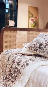 Chăn lụa tơ tằm khâu tay họa tiết hoa xanh xám | Hanhsilk