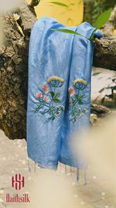 Khăn lụa đũi tơ tằm thêu tay hoa dại - màu xanh da trời | Hanhsilk