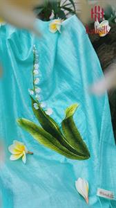 Khăn lụa đũi tơ tằm thêu tay hoa linh lan - màu xanh ngọc | Hanhsilk
