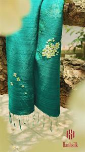 Khăn lụa đũi tơ tằm thêu tay hoa nhí trắng - màu xanh lục bảo | Hanhsilk