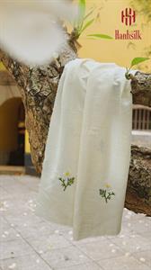 Khăn lụa đũi tơ tằm thêu tay hoa nhí xanh - màu trắng ngà | Hanhsilk