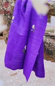 Khăn lụa đũi tơ tằm thêu tay hoa nhí trắng - màu tím | Hanhsilk
