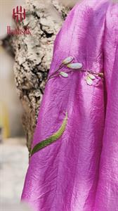 Khăn lụa đũi tơ tằm thêu tay hoa trắng lá dài - màu tím hồng | Hanhsilk